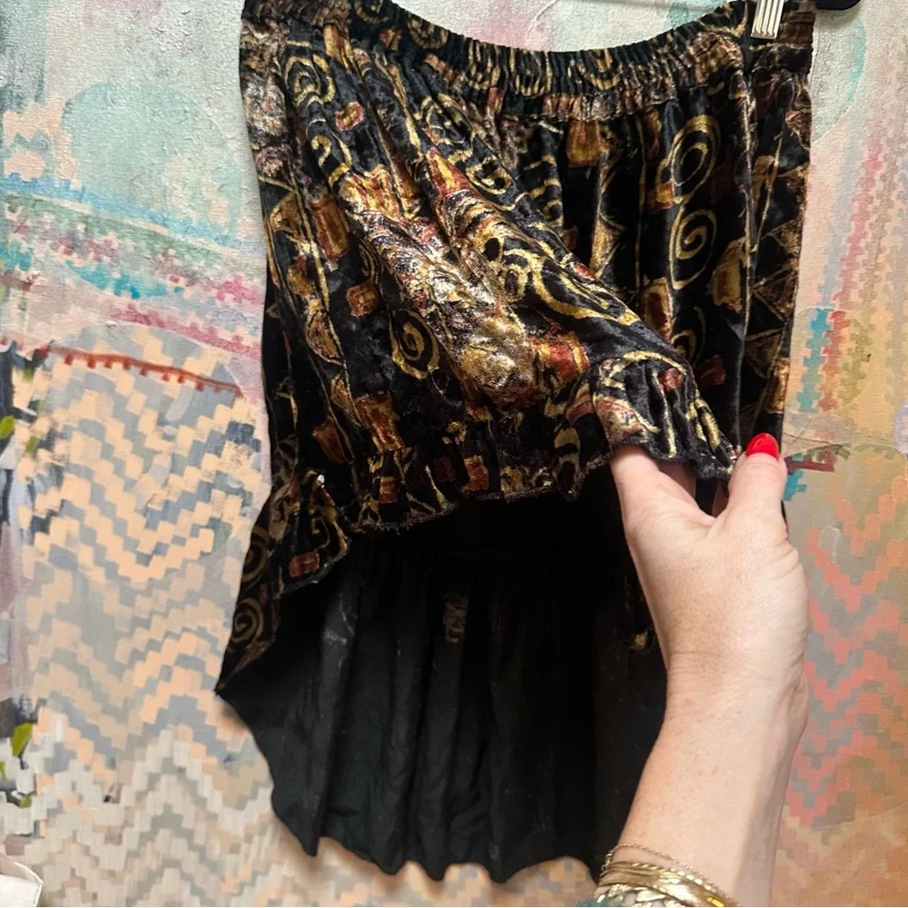 Vintage 1970s Velvet Psychedelic print ruffle miniskirt size L